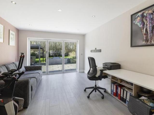 Farm for sale in Leybourne, Bourne Vale