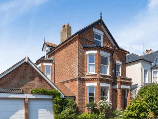 House for sale in Worthing, West Sussex