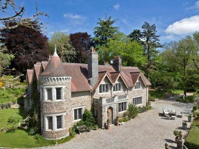 House for sale in Weir Quay, Devon