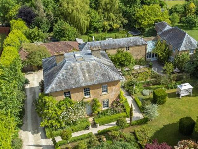 House for sale in Yeovil, Somerset