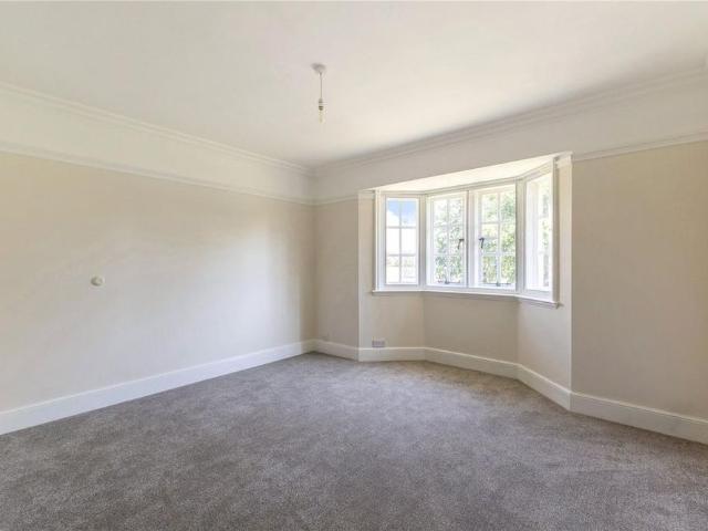 House for rent in New Town, Horsham