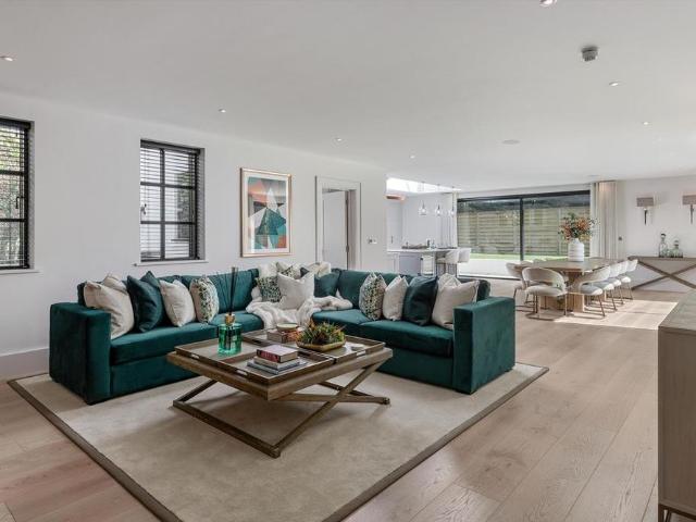 House for rent in Cobham, Elmbridge