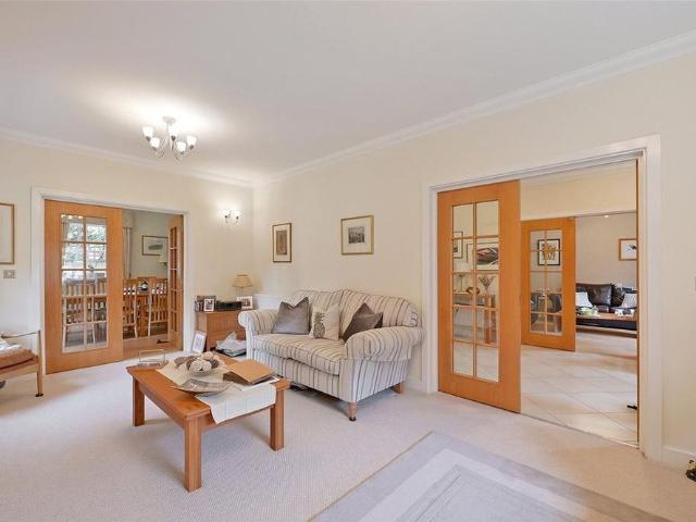 House for rent in Clewer Village, Windsor