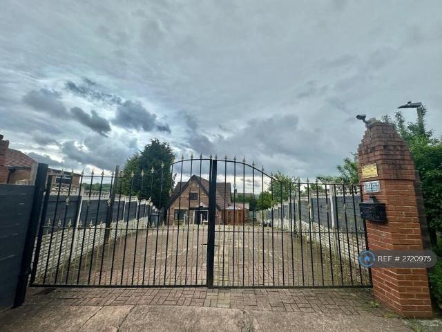 House for rent in Cowcliffe, Huddersfield