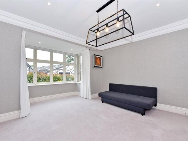 House for rent in Swallow, Buckinghamshire