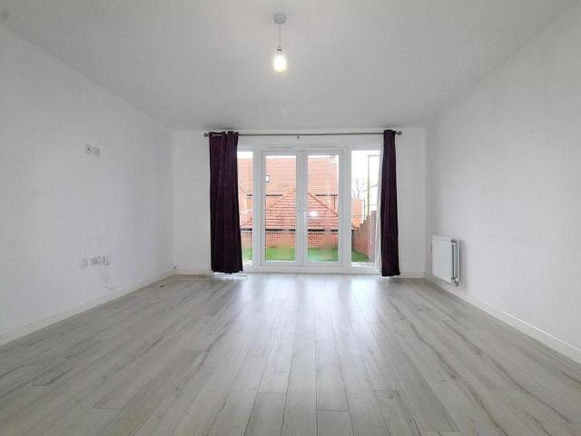House for rent in Felden, Pouchen End