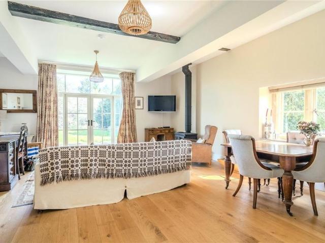 House for rent in Witcombe, Pamington