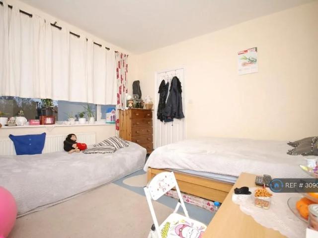 House for rent in London Borough of Enfield, Greater London