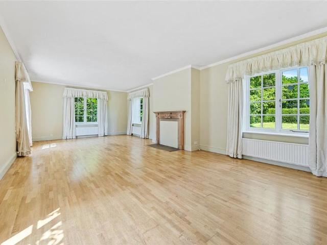House for rent in Caldermill, East Midlands