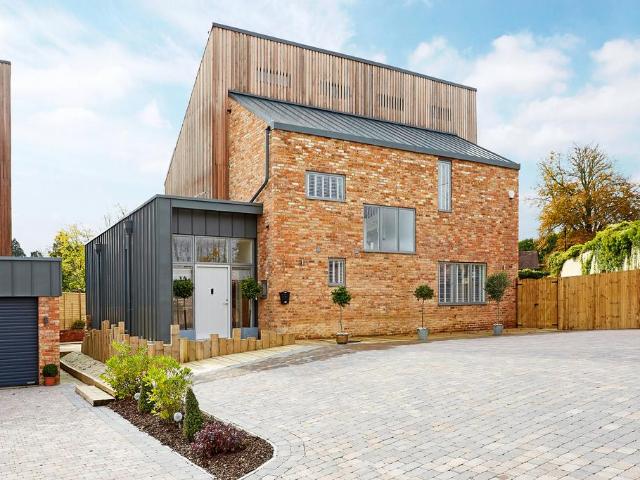 House for rent in Cross In Hand, Isle Of Man