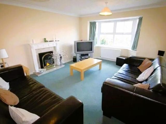 House for rent in Coleshill, West Midlands
