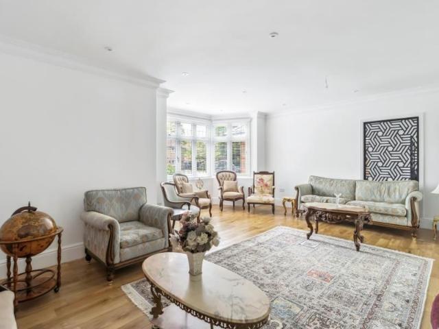 House for rent in Old Knebworth, North Hertfordshire