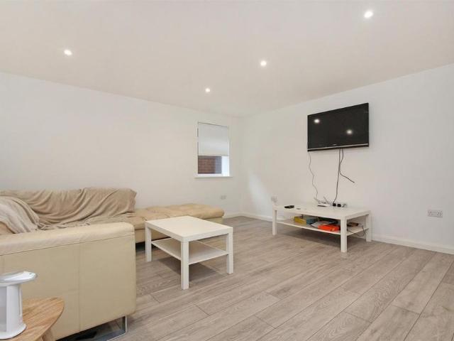 House for rent in Harbledown and Rough Common, The Bridge