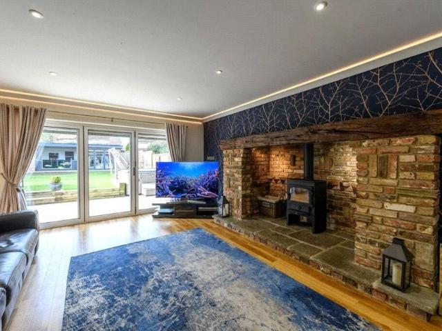 House for rent in Leybourne, Bourne Vale