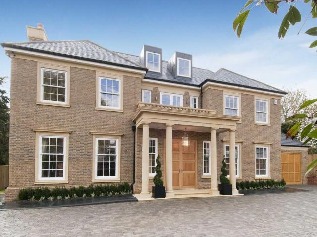 House for rent in Hadley Wood, Greater London