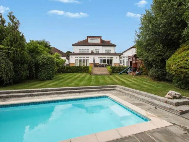 House for rent in Preston, Greater London