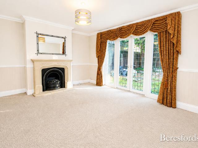 House for rent in Emerson Park, Greater London