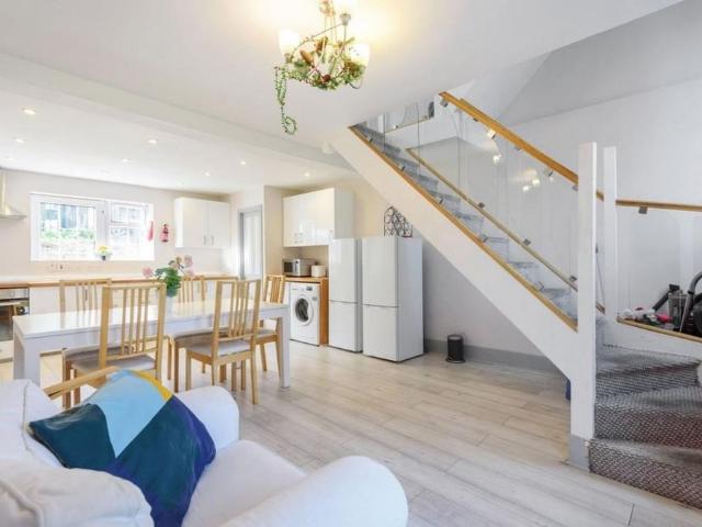 House for rent in London Borough of Lewisham, New Cross