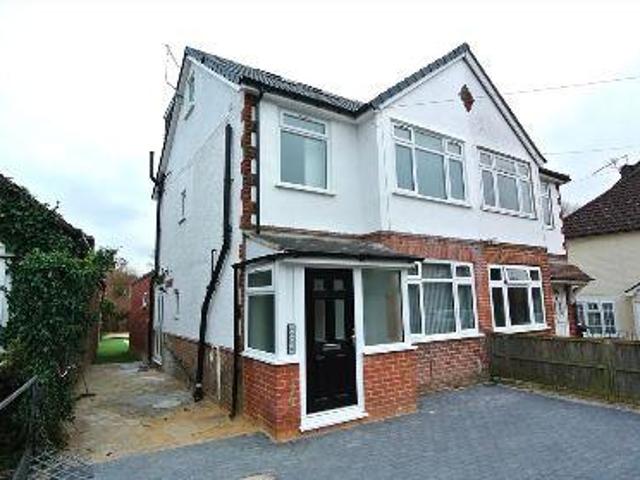 House for rent in Row Town, Surrey