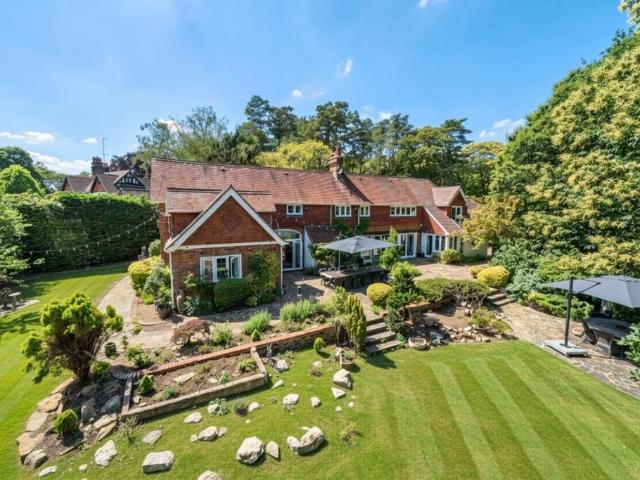 House for rent in Fole, Surrey