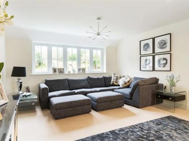 House for rent in Effingham, Guildford