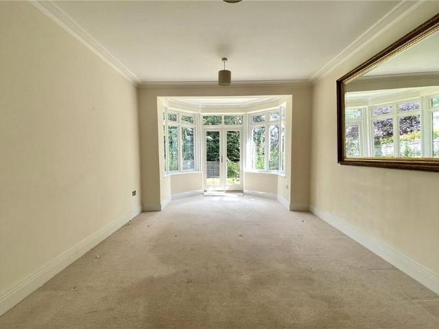 House for rent in Penn, Knotty Green