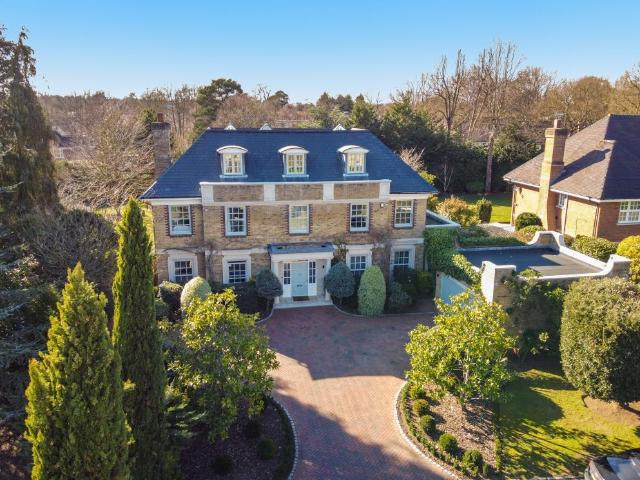 House for rent in Blackhills, Surrey