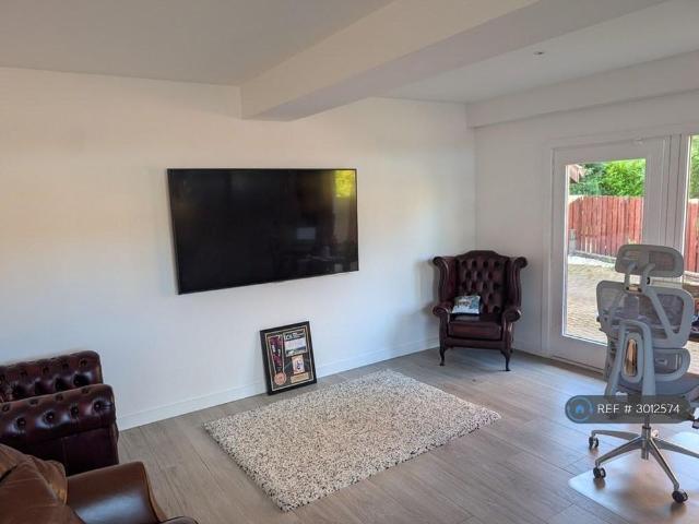 House for rent in Ravenscraig, Dalziel Estate