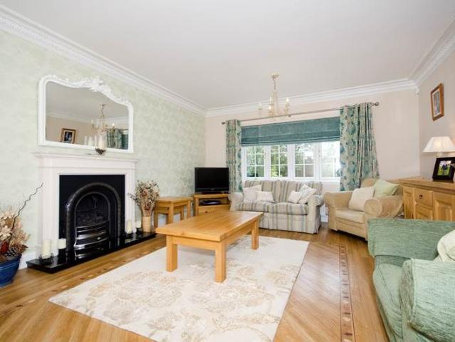 House for rent in Craigiebuckler, Ballindoch