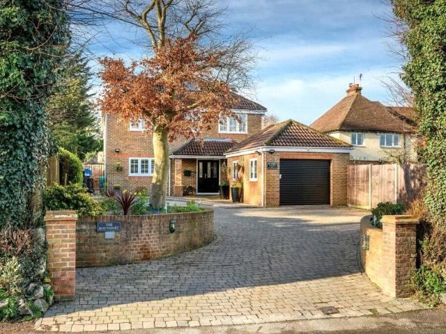 House for rent in Leybourne, Bourne Vale