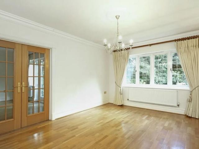 House for rent in Blackhills, Surrey