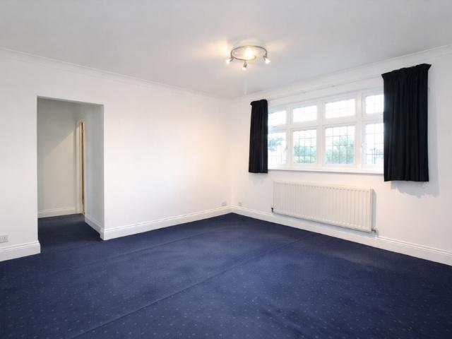 House for rent in Emerson Park, Greater London