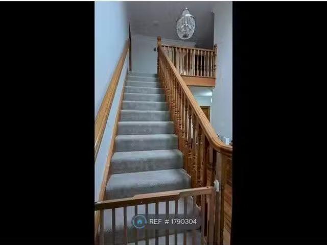 House for rent in Armoy