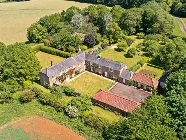 Apartment for rent in Brentingby, Leicestershire