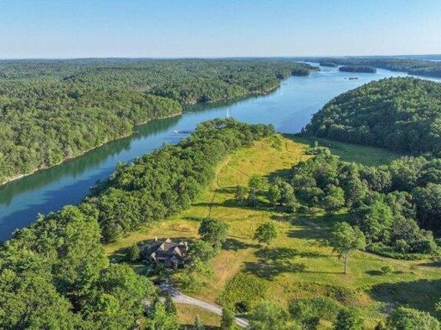 House for sale in Edgecomb, Maine