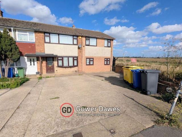 Cottage for sale in Tilbury, Essex