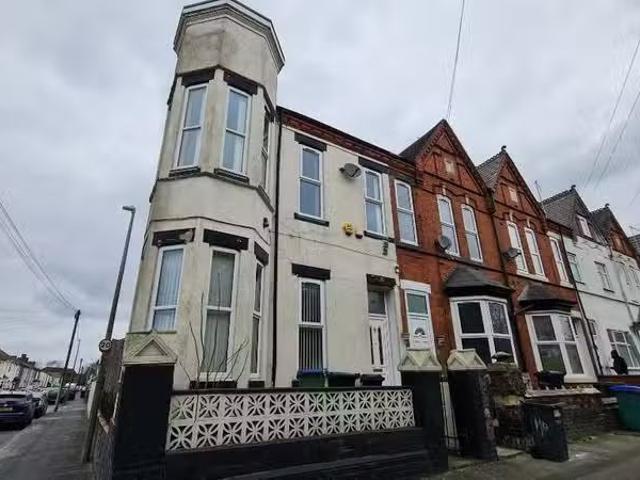 House for rent in Mayer's Green, West Bromwich