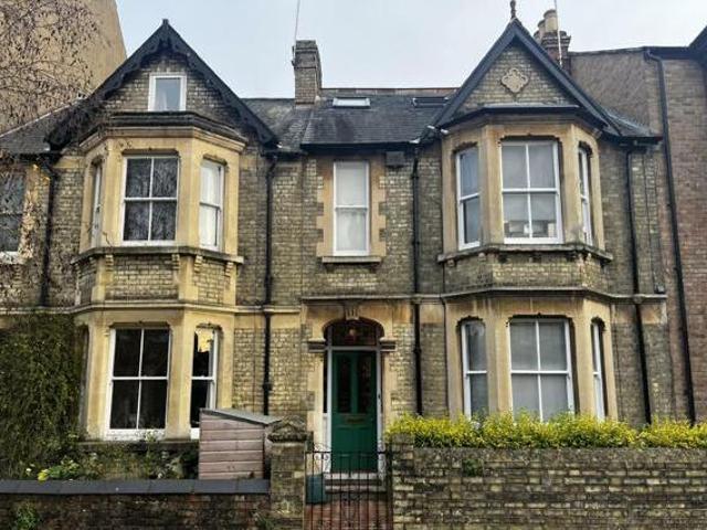 House for sale in The Slade, Oxfordshire