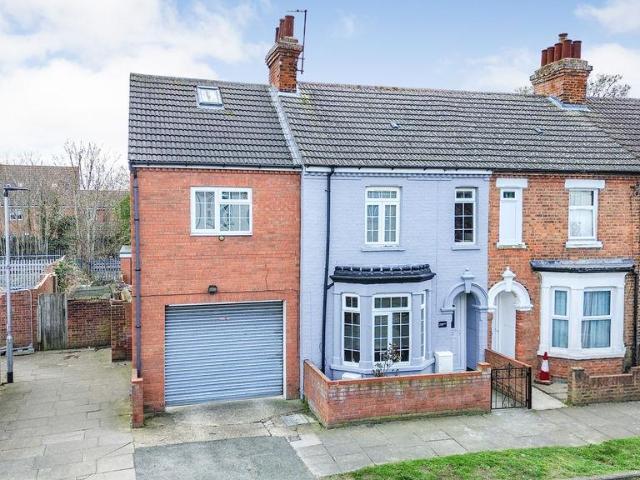 House for sale in South End, Bedford