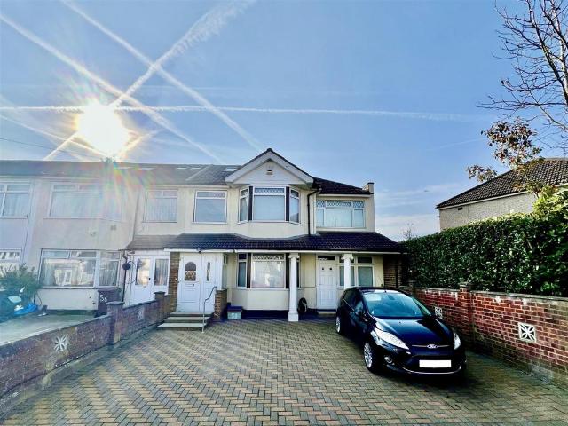 House for sale in London Borough of Hounslow, Greater London