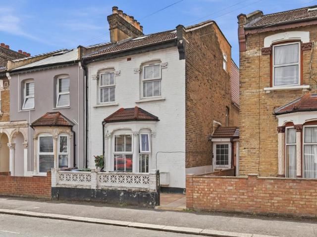 House for sale in Leyton, Greater London