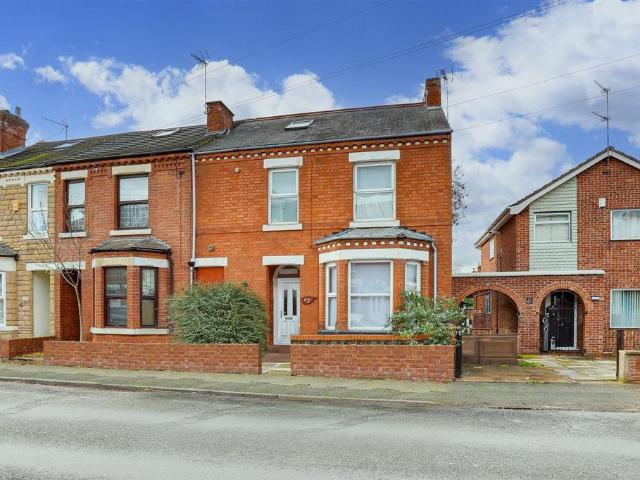 House for sale in Caldermill, East Midlands