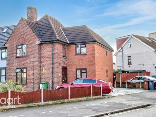 House for sale in Becontree, Greater London