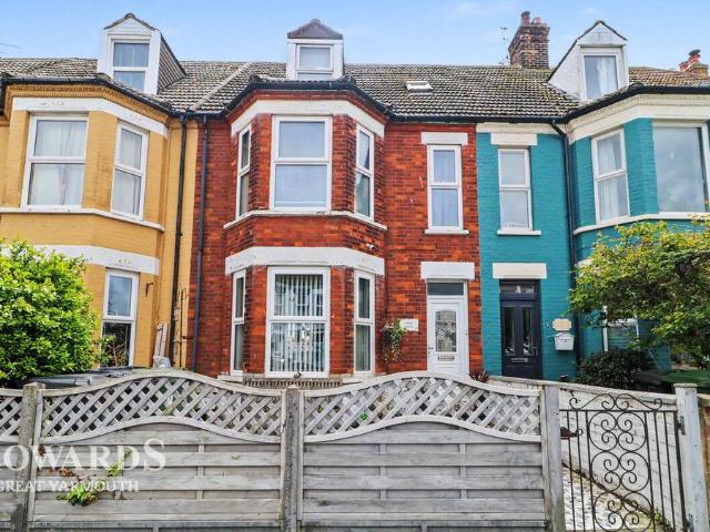 House for sale in Newtown, Stokesby