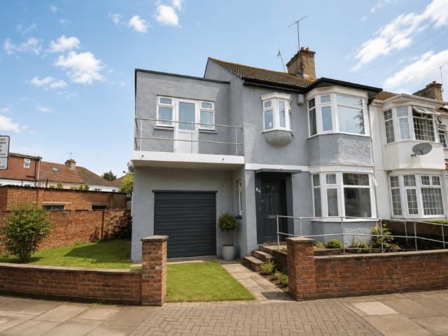 House for sale in Alperton, Greater London