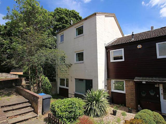 House for sale in Thorplands, Northampton