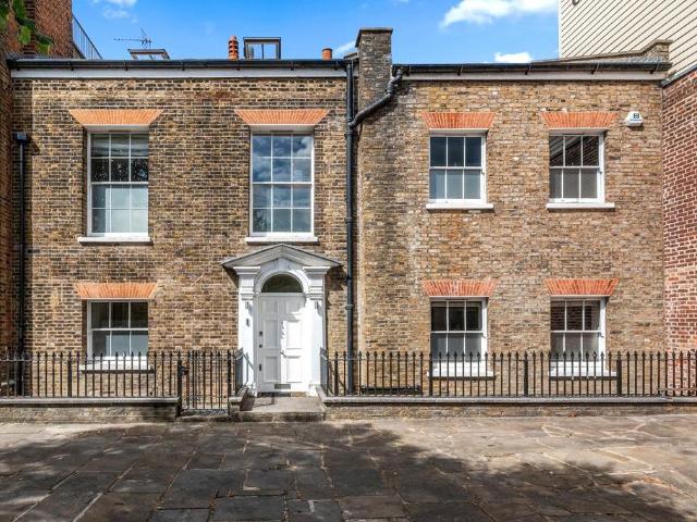 House for sale in North End, West Hampstead