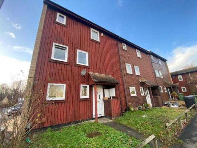 Cottage for sale in Hampton Green, Cambridgeshire