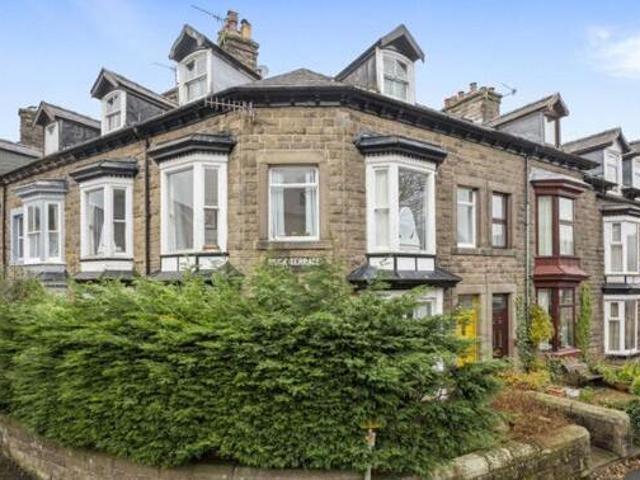 House for sale in Charlesworth, East Midlands