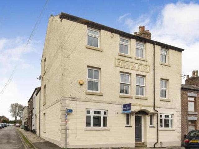 House for sale in Moss Rose, Macclesfield